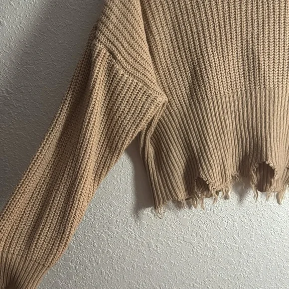 ❗️SOLD❗️Frayed Tan Sweater - Picture 2 of 5